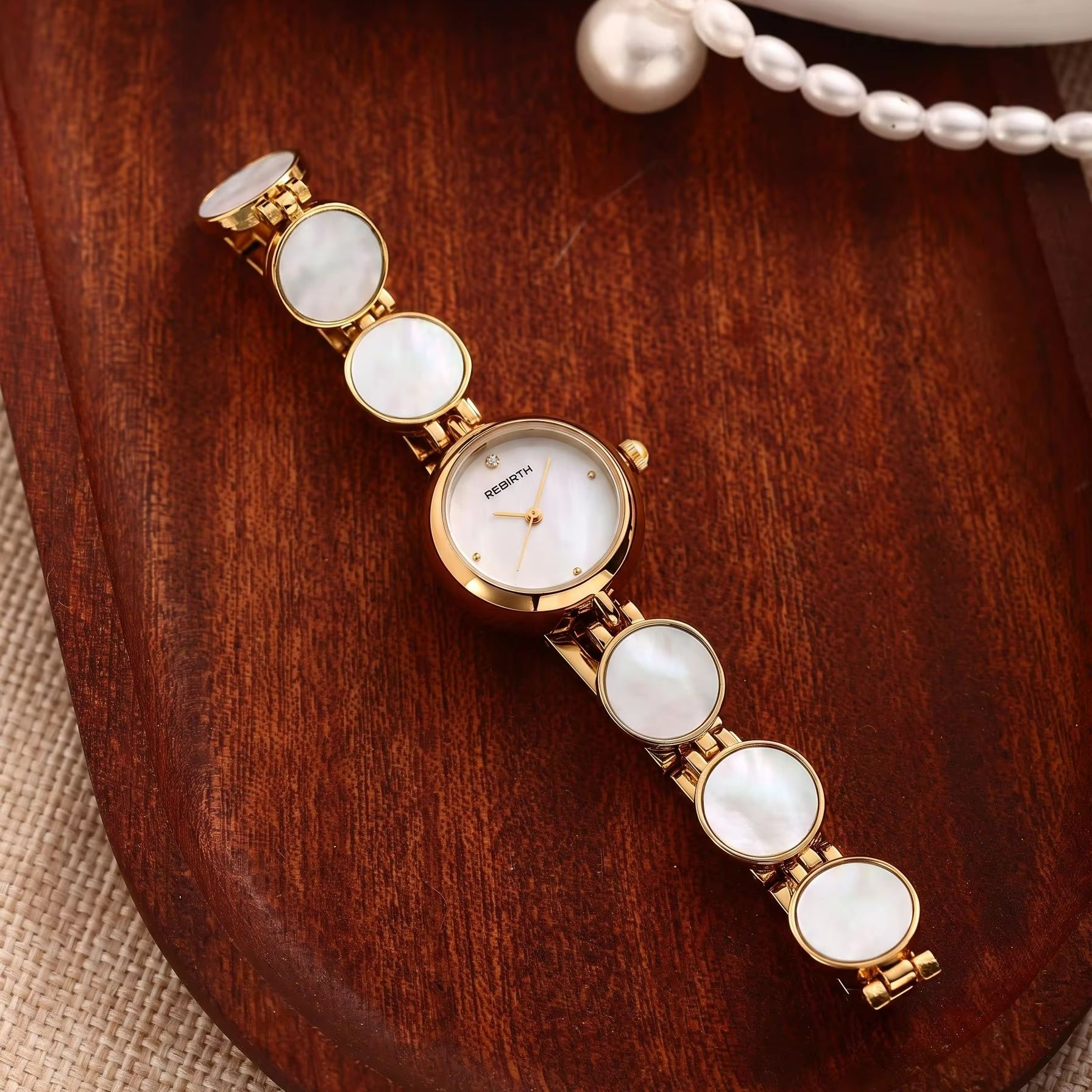 Luksusowy damski zegarek kwarc – Luxury Watch Dial recenzja i cena