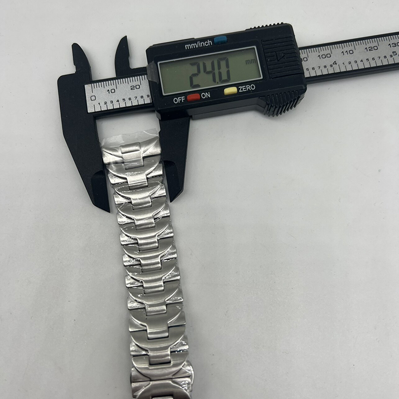 Zakrzywione ogniwa zakończenio – Citizen Watch Promaster recenzja i cena